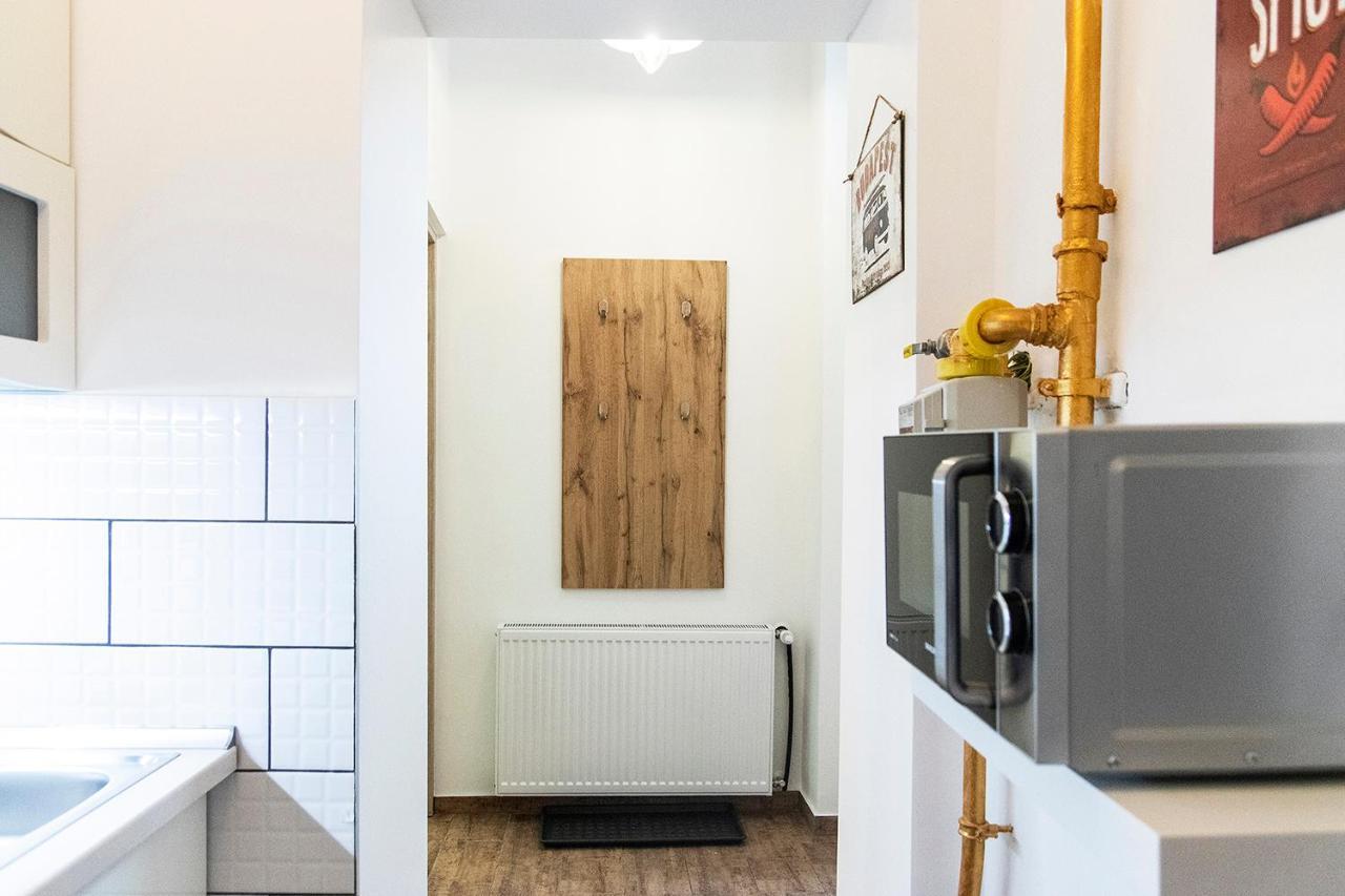 Astoria Tiny Apartment Budapest Bagian luar foto